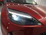 LEDヘッドライトです。デザイン性がよくとても明るいので、夜間の走行や悪天候でも安心です。しかも長寿命!