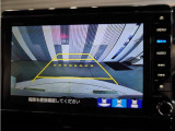【バックカメラ】後退時も安心。リバース連動で画面が切り替わるのでとっても便利。