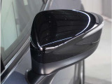 【ドアミラーウインカー】格好良さだけではなく対向車両からの視認性もよく安全に走行する為の安全装備のひとつです。