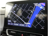 純正ナビを装備。タッチパネル式で使いやすく、お出かけもラクラクです。