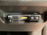 いまや快適なカーライフに欠かせないETCが付いています。