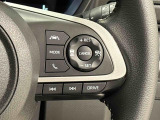 パワーとエコの2つの走行モードの切り替えが可能なステアリングスイッチに加え、高速道路を快適に走行できる全車速追従機能付ACC(アダプティブクル-ズコントロ-ル)スイッチが付いています(^^♪