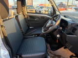 登録済み未使用車です。内装は新車時のまま包装されています。