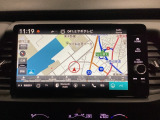 多機能と操作のしやすさを両立した、Honda CONNECT対応のナビディスプレーです。ETC2.0車載器もナビゲーション連動し、スマートフォン用Bluetoothユニット付きです。
