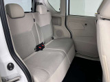 後席もゆったり座れて快適です!