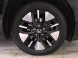 ホンダ純正のアルミホイールが装備されています。