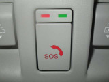 SOSコールは急病時やあおり運転被害などの危険を感じた時スイッチを押すと専門のオペレータに繋がって警察や消防への連携をサポートしてくれます。万が一の事故発生時にはエアバッグ展開と連動して自動通報します。
