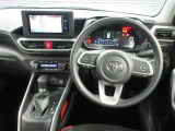 運転席はその車の重要ポイント。ぜひ実際にご乗車ください。お待ちしてます。