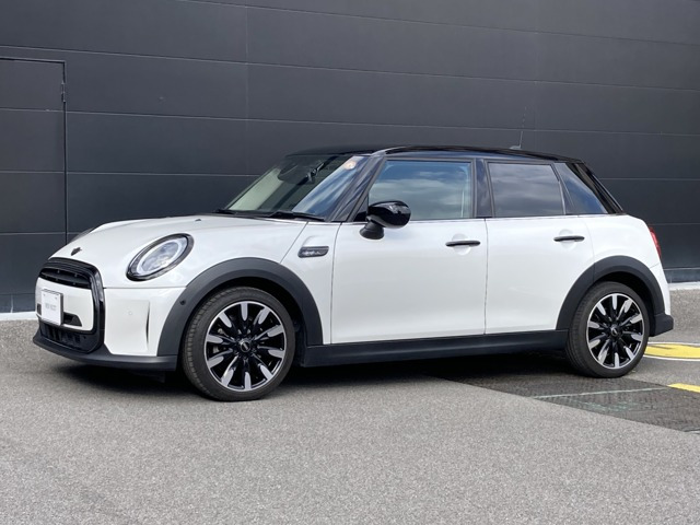 ミニクーパー カムデン エディション DCT