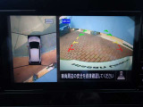 まるでお車を真上から見下ろしたかのような映像をナビに映し出してくれますので狭い駐車場でも周囲を確認する事が出来ますので非常に安心です♪