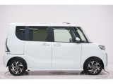 県内13店舗にて常時500台以上ダイハツ車を展示中です。見て、触って、納得のいく一台をぜひ見つけてください。