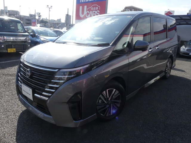 セレナ 1.4 e-POWER ハイウェイスターV 