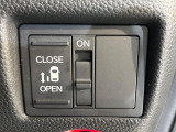 【パワースライドドア】スマートキーや運転席のスイッチでスライドドアの開閉が可能♪電動だから力を入れてドアを開ける必要が無く、小さいお子様でも、重い荷物を持っている時もラクに開け閉めできます♪