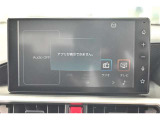 ディスプレイオーディオを装備。スマホとクルマをつなぐことで、これまでのナビに加えて、いろんなサービスが楽しめます。