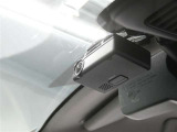 【ドラレコ搭載車】今や必需品のドライブレコーダー搭載車です。万が一のトラブルのときにも役に立つドライブレコーダーを装備しています。側面衝突や幅寄せ・割り込み対策に!