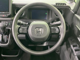 ステアリングも使用感が少なく、きれいな状態となっております♪