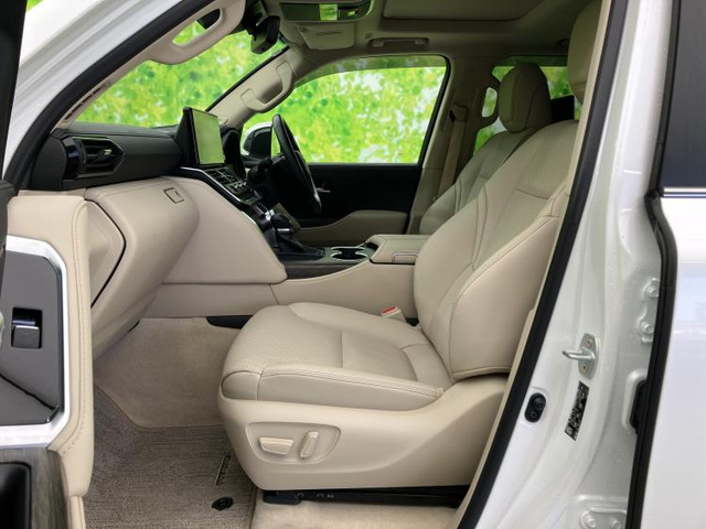 トヨタ ランドクルーザー300 3.5 ZX 4WD の中古車詳細 (11,700km