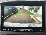 【バックカメラ】駐車時に後方確認もできますので、大きなお車が不安なお客様でも安心してお乗り頂けます。