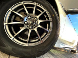 【15インチアルミホイール】外観にマッチしたアルミホイールを装着しております。各種アルミホイールや、スタッドレスタイヤも取扱いしております。是非ご相談ください♪