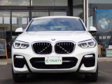 BMW在庫保有台数常時100台以上!ご来店の際はBMW本店(厚木市下荻野140-1)にご来店ください!弊社自慢の全天候型ショールーム!BMW在庫保有台数常時100台以上ございます!
