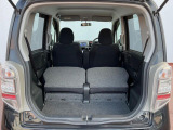 普段のお買い物や通勤、送迎等に十分な荷室スペースを確保しております。セカンドシートを倒すと、大きな荷物の積載も可能です♪