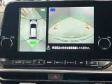 【アラウンドビューモニター】車を上から見下ろしているかのような映像で周囲の状況がひと目で確認、狭い駐車場に駐車するときも安心です♪♪障害物などがあると警告音がなりますので安心して駐車が出来ます★