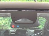 【ホンダセンシング】走行中に前方の車両等を認識し、衝突しそうな時は警報とブレーキで衝突回避と被害軽減をアシスト。より安全にドライブをお楽しみいただけます。