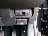 ETC車載器が付いています。高速道路の料金所をノンストップで通過!