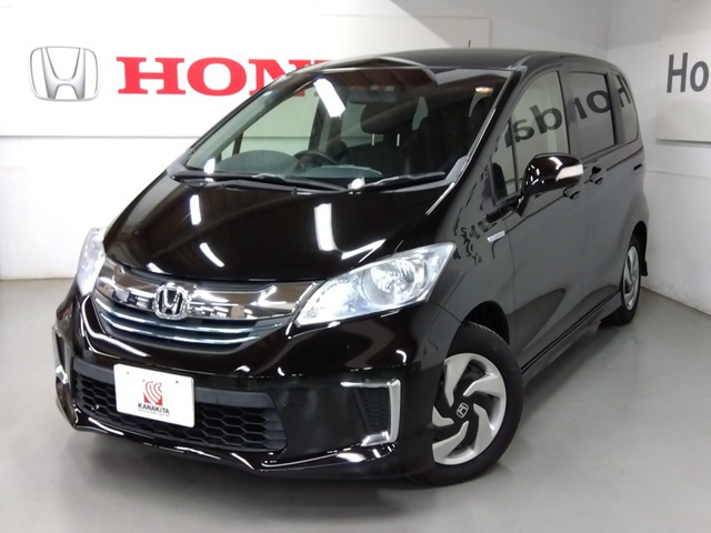 フリードハイブリッド1.5 プレミアムエディション