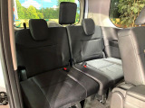 3列目シートはもちろん状態良好☆大人でもゆったりと座って頂けますので、大人数でのお出かけもラクラクです♪ご家族で、気の知れた仲間で、ドライブに行くのが楽しみですね♪