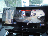 ☆ブラインドコーナーモニター付きです!見通しのよくない交差点などで左右の状況を映し出してくれるので安心です♪