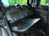 3列目シートはもちろん状態良好☆大人でもゆったりと座って頂けますので、大人数でのお出かけもラクラクです♪ご家族で、気の知れた仲間で、ドライブに行くのが楽しみですね♪
