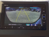 バックモニター付きで車庫入れも安心【カメラアングルは3パターンから選べます】知らない道でも安心して楽しくお出かけができます