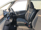 視界も広々で運転しやすいです♪