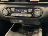 オートエアコン付きなので、温度を設定するだけで車内を快適にしてくれます!