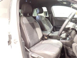 ゆったりと座れるシートです!ロングドライブも快適ですよ!!