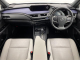 UX 300e バージョンL 本革シート サンルーフ
