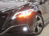 LEDヘッドライトです。デザイン性がよくとても明るいので、夜間の走行や悪天候でも安心です。しかも長寿命!