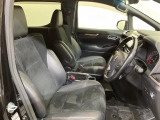 【7人乗り】ゆったりとした座り心地と、車内を広々と使える快適性に長けているので、快適な時間をお過ごしいただけます!