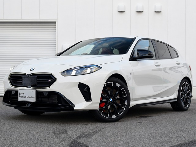 1シリーズM135 xドライブ 4WD
