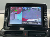 全周囲カメラで死角もしっかり見えます、駐車が苦手な方でも安心です!