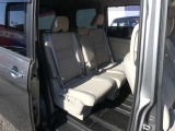 セカンドシート部も広々空間です。