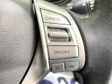 【クルーズコントロール】高速道路もラクラク走行。アクセルを離しても一定速度で走行ができ、長距離運転時の負担を軽減!加速・減速も簡単なスイッチ操作で調整できます。