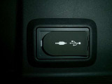 AUX/USB端子