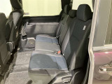 ゆとりある広々とした車内空間は、ドライブを始め買い物やレジャーなど、幅広く活躍します。一人でもみんなとでもお出かけを楽しみましょう!