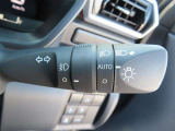 AUTOの位置にセットしておくと、暗くなったら自動でライトの点灯をサポートしてくれます!高速道路でのトンネル通過時など便利です!