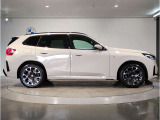 ご納車後も全国約200拠店のBMW正規ディーラーサービス工場にて保証対応いたします。お近くのBMW正規ディーラーをご案内の上、アフターメンテナンスをお受け頂けますので、安心してお乗りいただけます!!