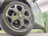 【純正アルミホイール】外観にマッチした純正アルミホイールを装着しております。各種社外アルミホイールや、スタッドレスタイヤも取扱いしております。是非ご相談ください♪