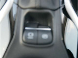 運転席も長時間運転していても疲れないシートを使用。長時間のお出かけも快適に過ごすことが可能です。