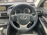 IS 300h バージョンL 4WD 本革シート
